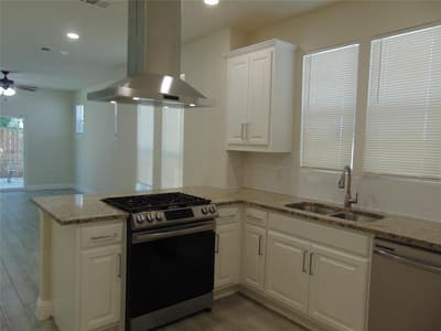2239 Anderson Street, Dallas TX 75215 - Photo 5
