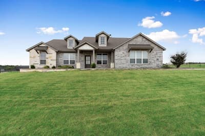 6016 Ember Crest Drive, Weatherford TX 76085 - Photo 2