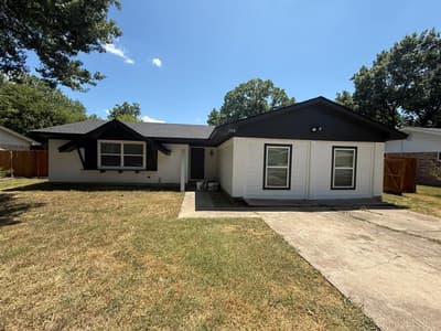 104 Indian Court, Waxahachie TX 75165