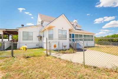 525 E Hazelwood Street, Princeton TX 75407 - Photo 4