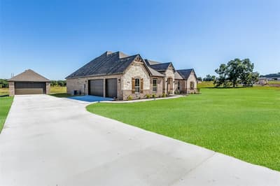 1014 Gonzollas Road, Springtown TX 76082 - Photo 3