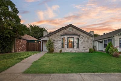 2816 Harvest Lake Drive, Irving TX 75060 - Photo 3