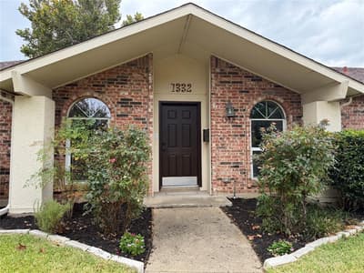 1332 Cherry Hill Lane, Lewisville TX 75067 - Photo 2