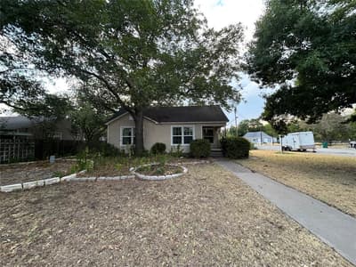 421 N Hickory Street, Muenster TX 76252 - Photo 2