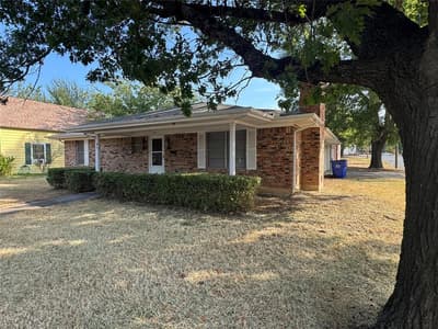314 Hall Street, Whitesboro TX 76273 - Photo 2