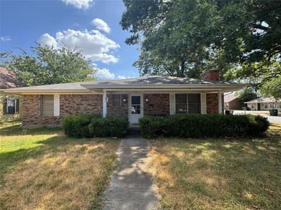 314 Hall Street, Whitesboro TX 76273