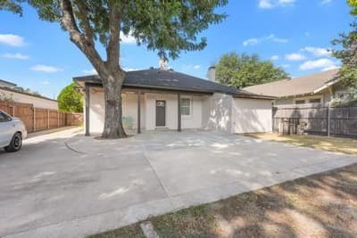 4020 Colonial Avenue, Dallas TX 75215 - Photo 2