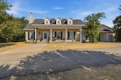 2116 Woodard Avenue, Cleburne TX 76033 - Photo 4