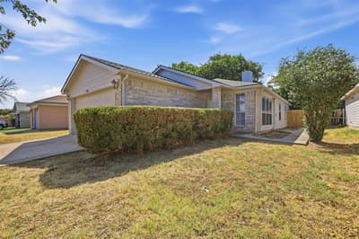 10616 Shadywood Drive, Fort Worth TX 76140 - Photo 3