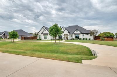 5850 Harper Drive, Midlothian TX 76065 - Photo 2