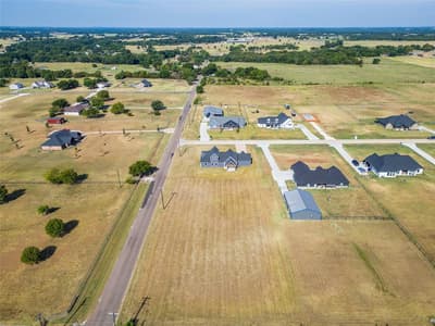 1561 Dixie Estates Way, Whitesboro TX 76273 - Photo 4