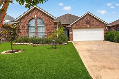8955 River Falls Drive, Fort Worth TX 76118