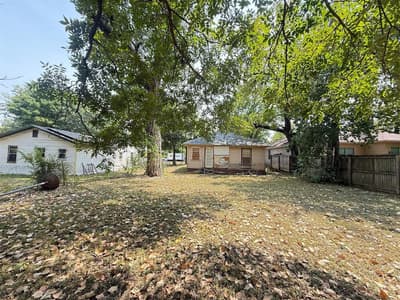 2555 Randolph Street, Dallas TX 75241 - Photo 3