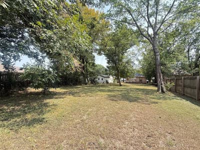 2555 Randolph Street, Dallas TX 75241 - Photo 4