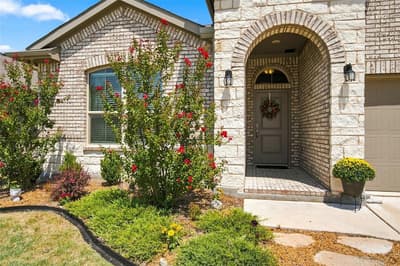 1129 Blackhorse Trail, Fort Worth TX 76247 - Photo 3