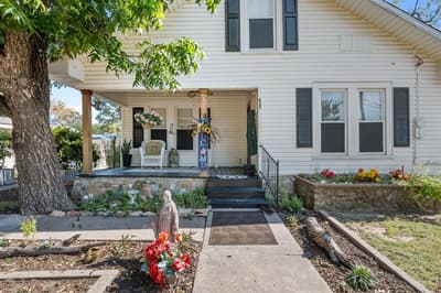 435 Elm Street, Palo Pinto TX 76450