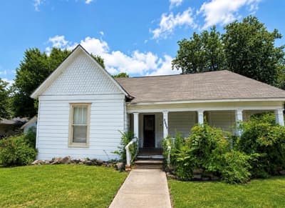 1018 N College Street, McKinney TX 75069 - Photo 2