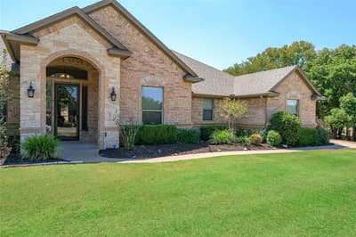 6909 Westover Drive, Granbury TX 76049 - Photo 5