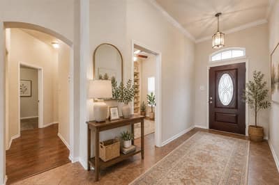 2813 Fox Creek Trail, Arlington TX 76017 - Photo 3
