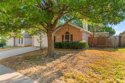 3933 Parkhaven Drive, Denton TX 76210 - Photo 3