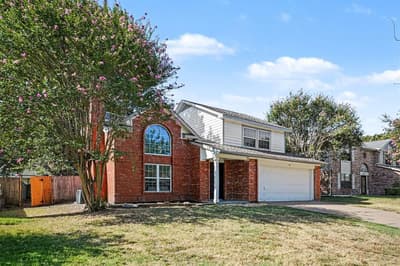 307 Hopewell Street, Grand Prairie TX 75052 - Photo 2