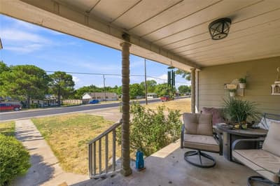 901 W Wrights Avenue, Comanche TX 76442 - Photo 2