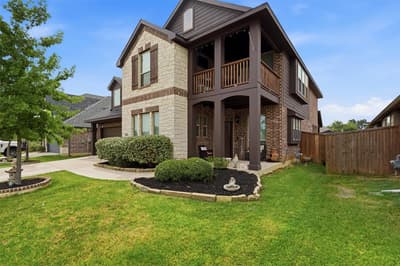 1112 Bear Oak Drive, Burleson TX 76028 - Photo 2