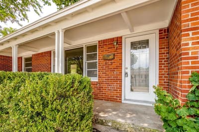 5736 Tracyne Drive, Westworth Village TX 76114 - Photo 5