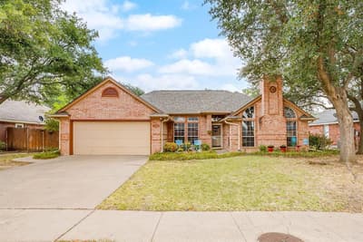316 Shane Lane, Burleson TX 76028