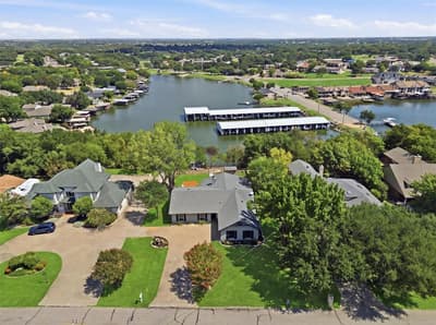5123 Fairway Circle, Granbury TX 76049 - Photo 2