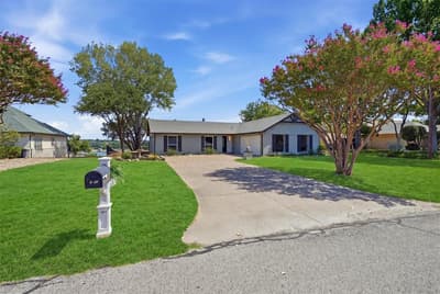 5123 Fairway Circle, Granbury TX 76049 - Photo 3