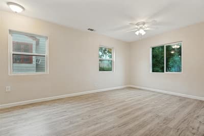 1821 Overhill Lane, Dallas TX 75216 - Photo 4