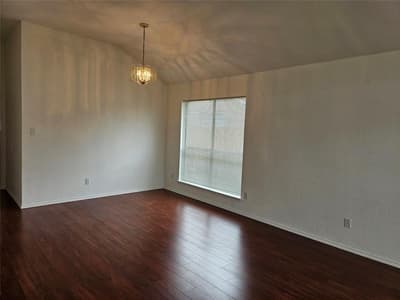 5901 Rising Meadow Drive, Arlington TX 76018 - Photo 2