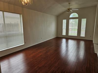 5901 Rising Meadow Drive, Arlington TX 76018 - Photo 4