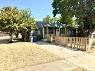 2681 Texas Drive, Dallas TX 75211 - Photo 2