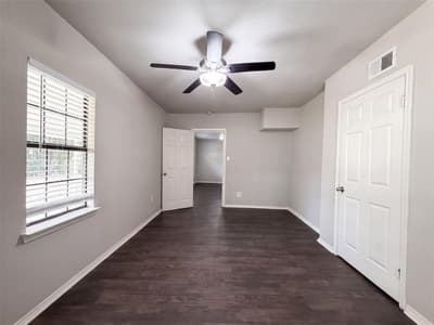 330 E Coral Way, Grand Prairie TX 75051 - Photo 4