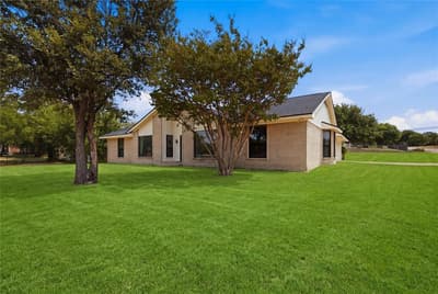 200 Verna Trail N, Fort Worth TX 76108