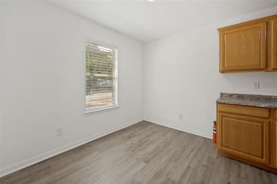821 E Glendale St., Crowley TX 76036 - Photo 5