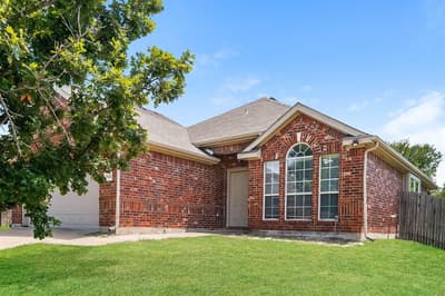 7932 Glenway Drive, Dallas TX 75249 - Photo 2