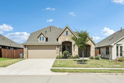 166 Martinique Drive, Lancaster TX 75146