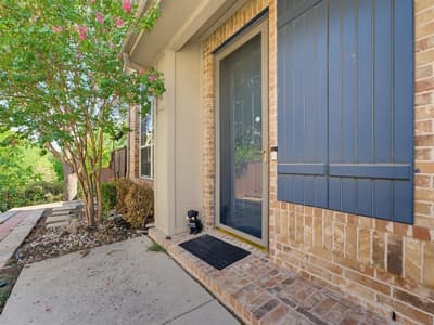 1833 Brookview Drive, Carrollton TX 75007 - Photo 3