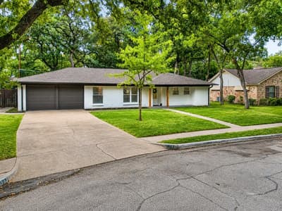 2633 Locksley, Irving TX 75061 - Photo 2