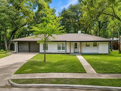 2633 Locksley, Irving TX 75061