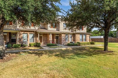 2709 Olympic Park Drive, Grand Prairie TX 75050 - Photo 3