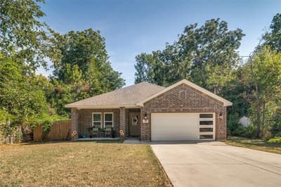 700 E Hickory Street, Kaufman TX 75142