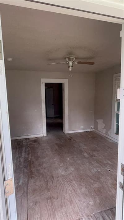 2419 Harding Street, Dallas TX 75215 - Photo 2