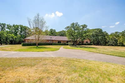10100 Crestline Trail, Burleson TX 76028 - Photo 2