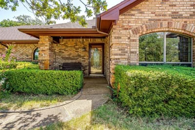 10100 Crestline Trail, Burleson TX 76028 - Photo 3