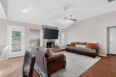 107 Catie Lane, Joshua TX 76058 - Photo 5