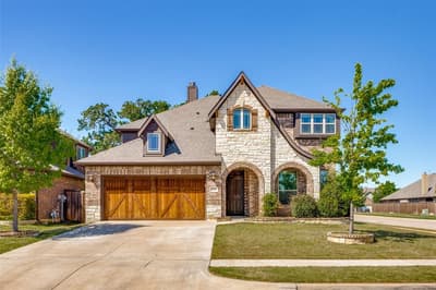 1029 Palo Oaks Drive, Burleson TX 76028 - Photo 2